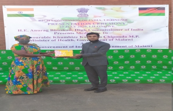 India gifted essential medicines to Malawi. The gift was handed over to the Honourable Minister of Health by the High Commissioner on 23 July 2020 at a Ceremony in Lilongwe